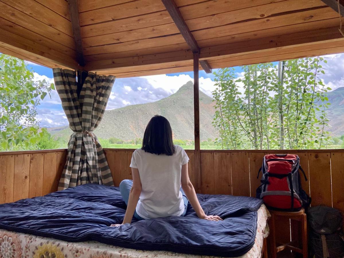 Crossway Camping Yeghegnadzor Eksteriør billede